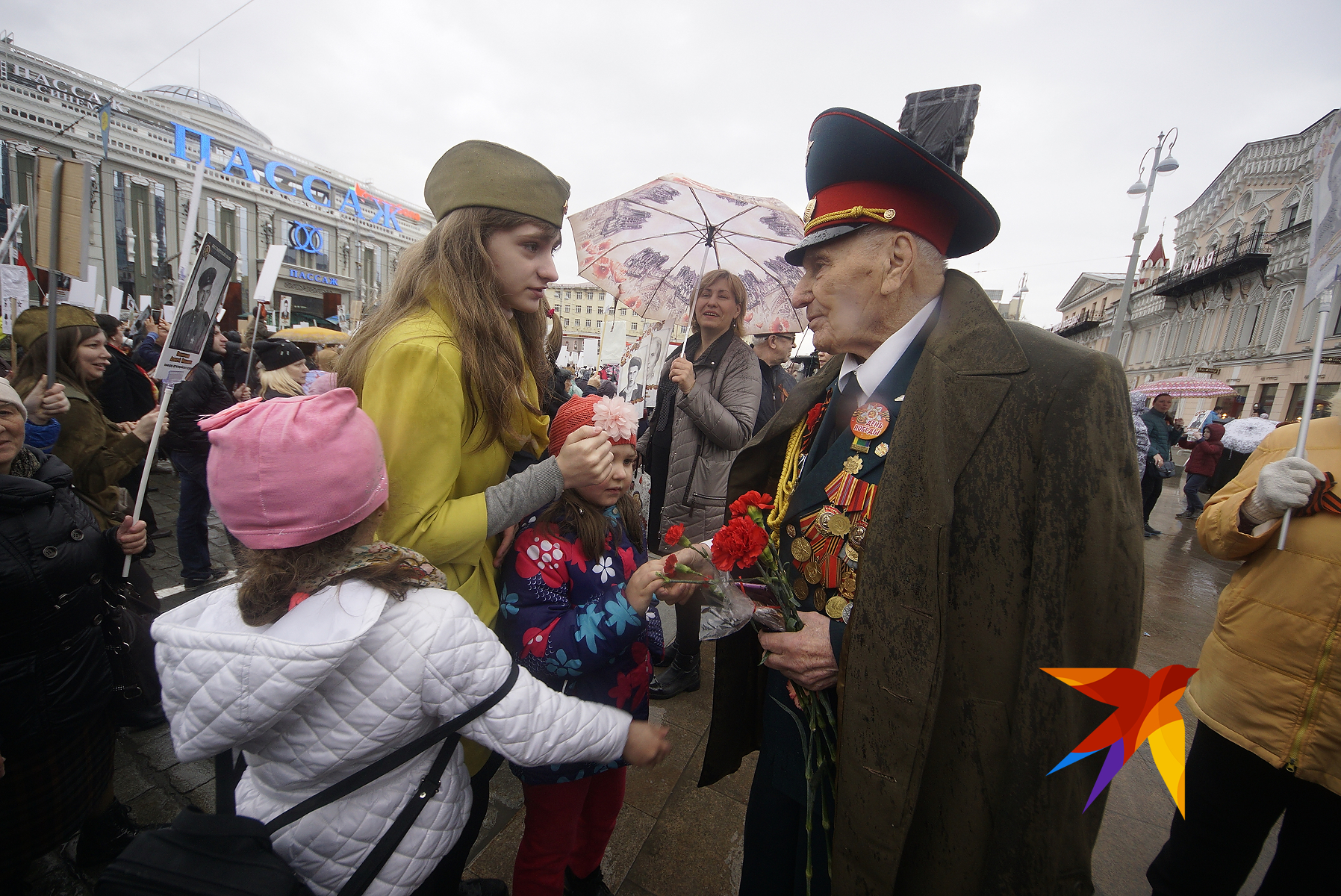 Гости праздника посмотрят и московский парад Победы