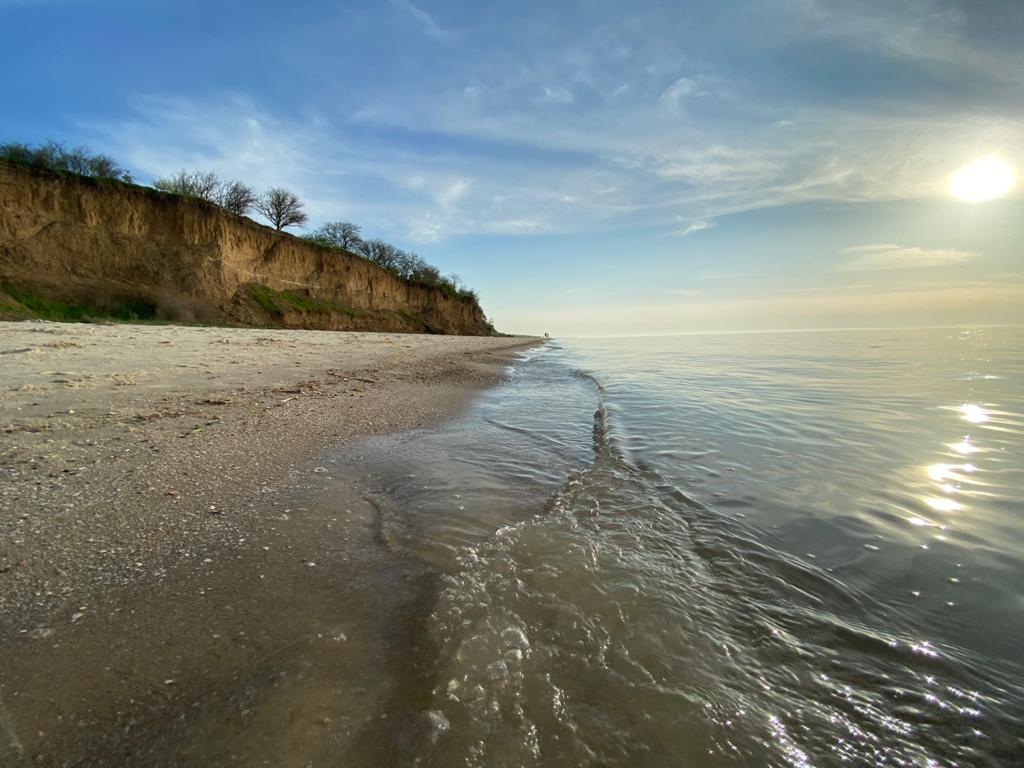 Воды Павло-Очаковской косы привлекают не только местных туристов, но и отпускников со всей России. Фото: ПОПОВА Маргарита