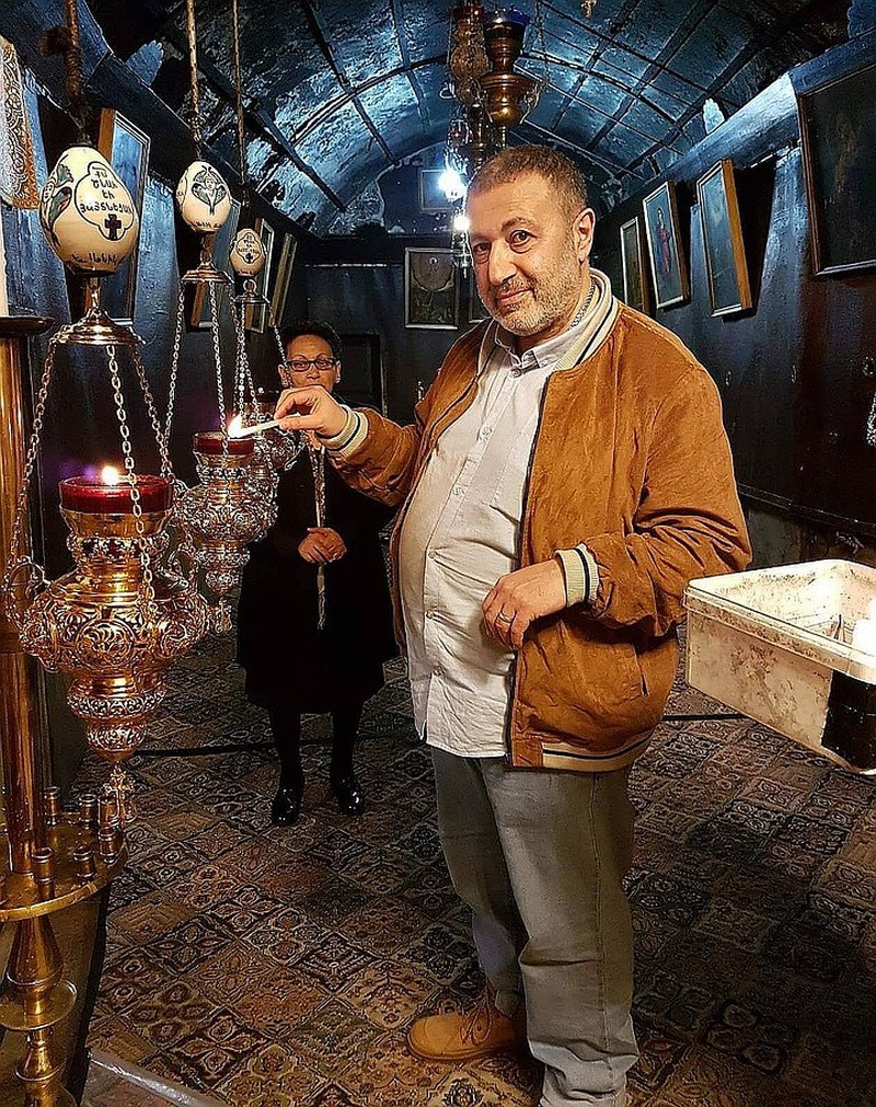 По словам девушек, отец в течение долгих лет издевался над ними, бил и домогался