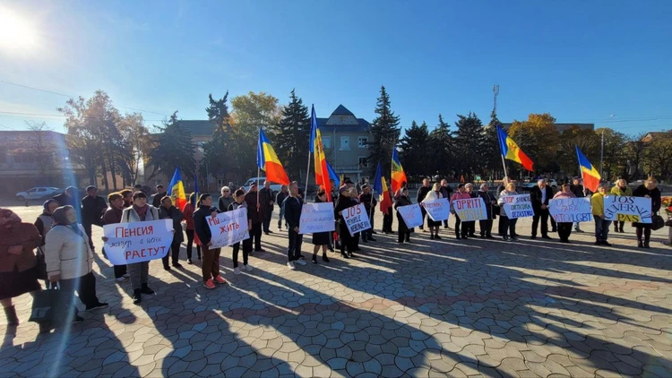 В Кишиневе прошел протест против марша ЛГБТ