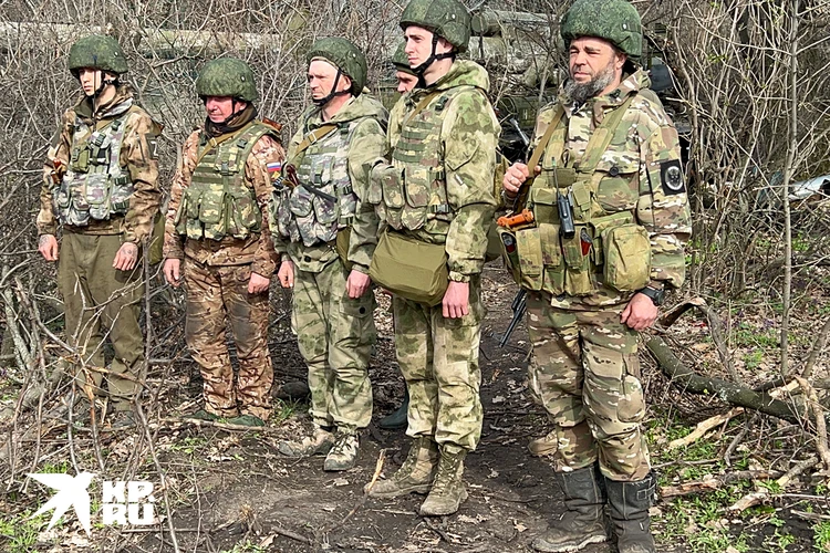 Пришли на фронт «по объявлению». И оказались с зубами