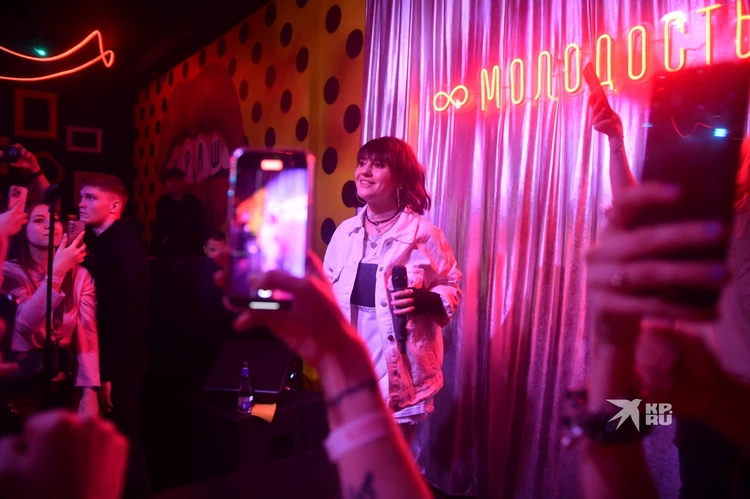 Алып петухтар порно қос ену