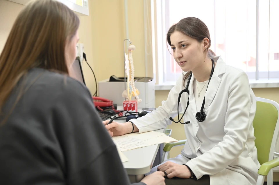 Курс лечения подбирают для каждого пациента индивидуально, препараты может назначить только врач.