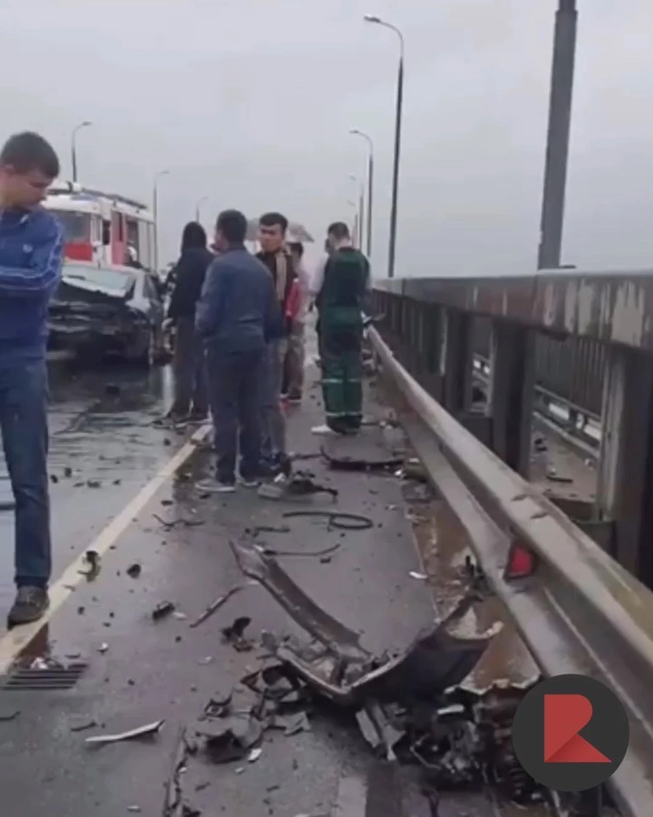 В страшном ДТП на мосту в Рязани погиб один человек, пятеро –  госпитализированы - KP.RU